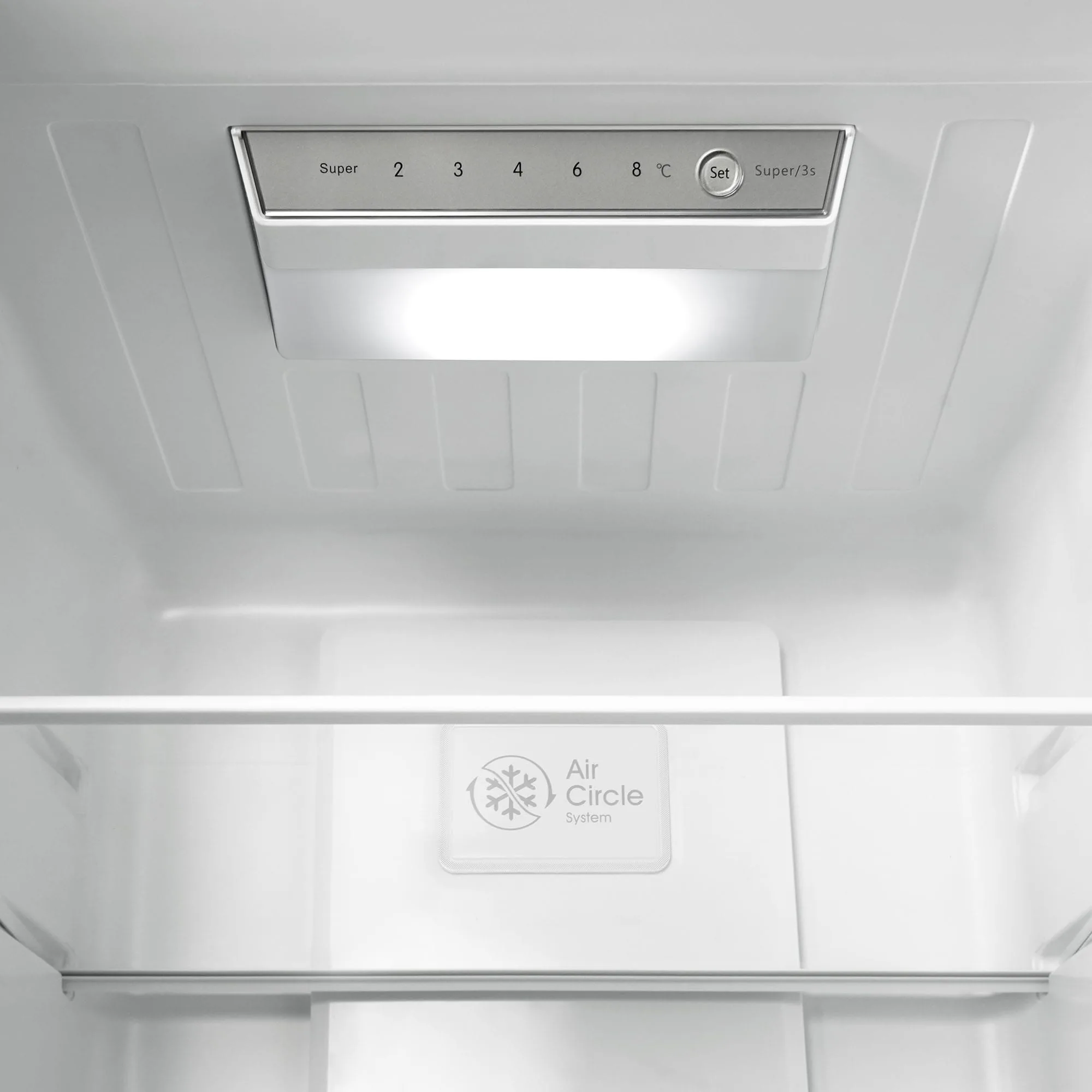 MONTPELLIER MNF167EW Frost-free fridge freezer - Image 4