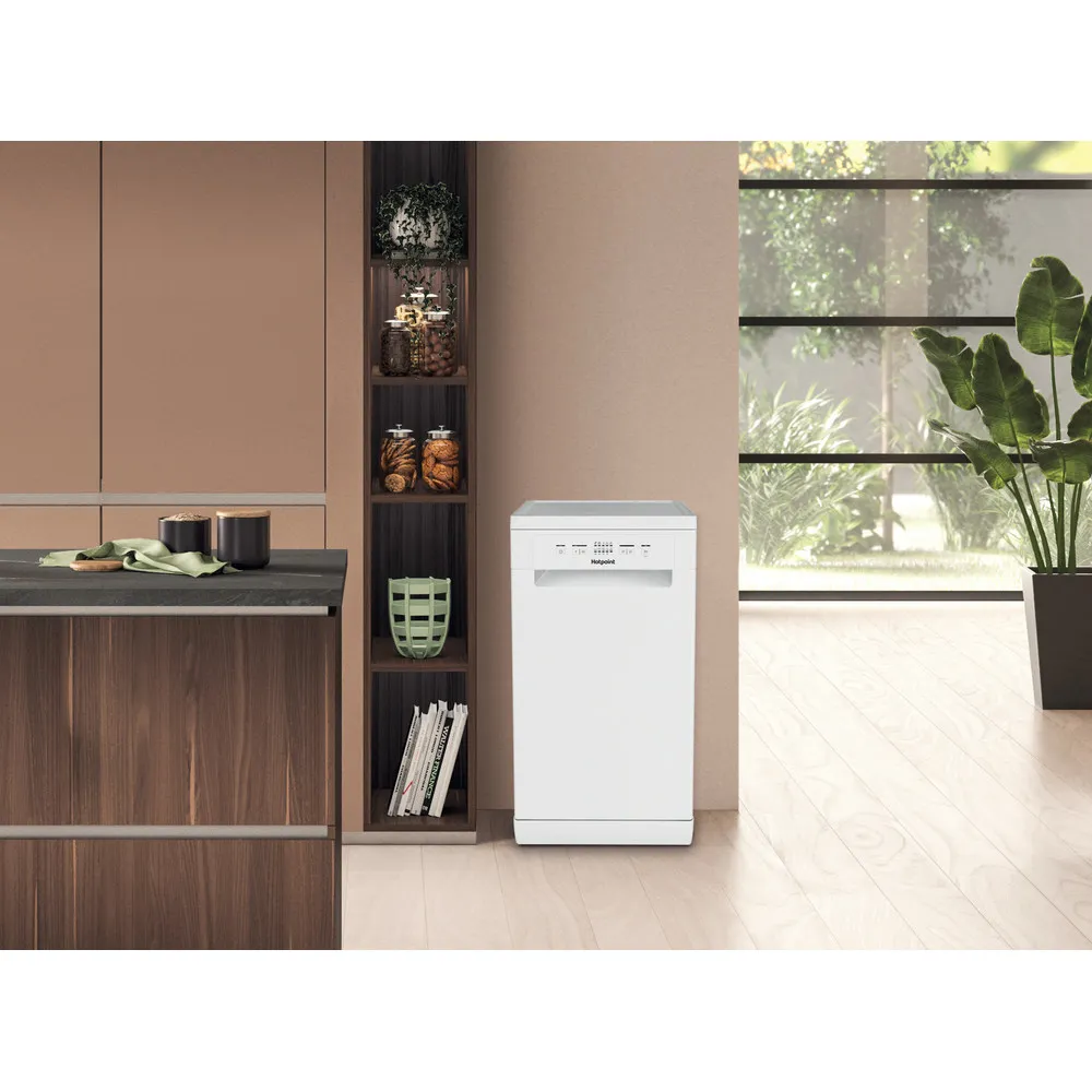 HOTPOINT HP2FE10CS90WUK Slimline 10-place dishwasher - Image 5